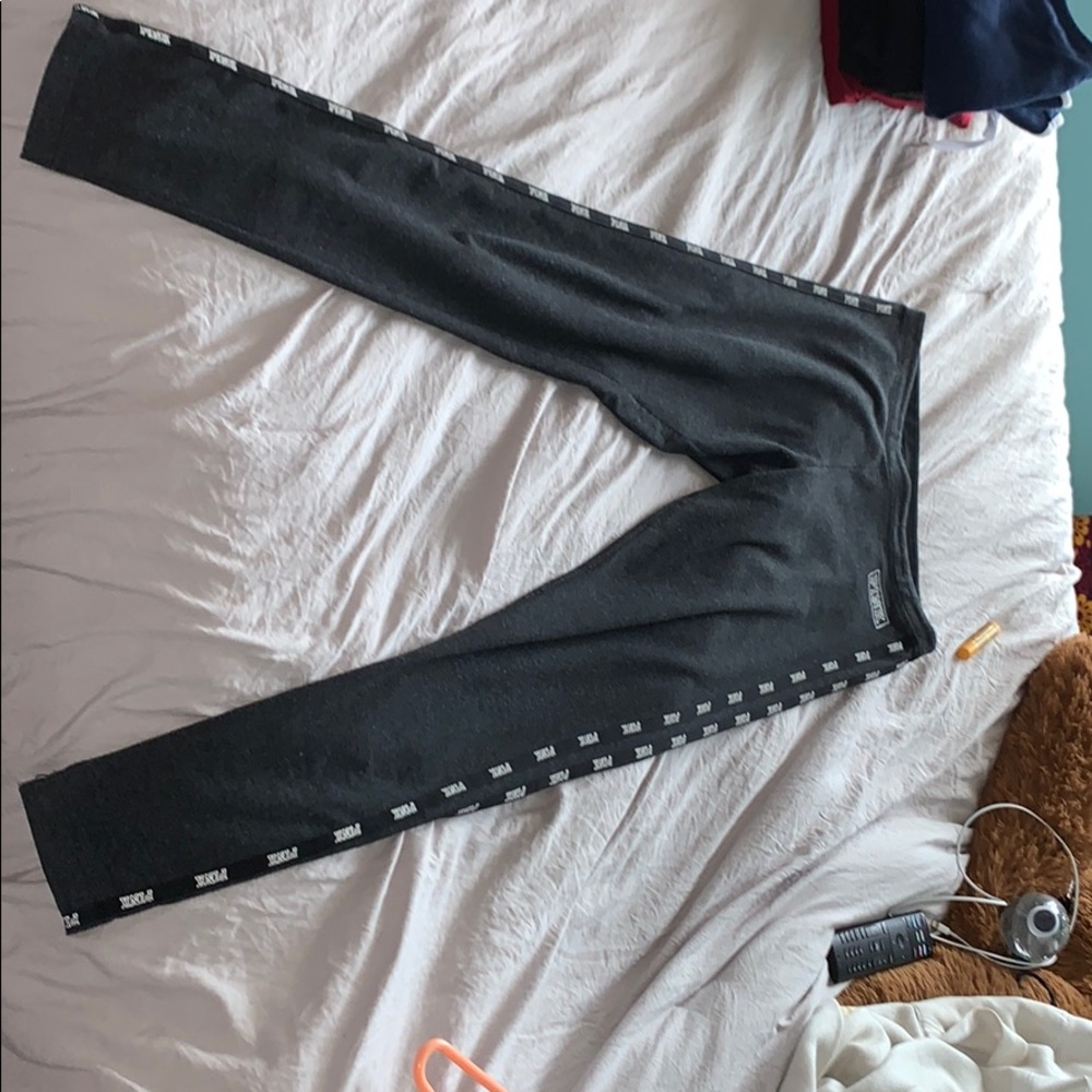 leggings from pink